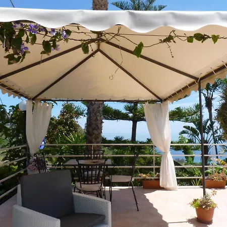 Holidaysora Taormina - Il Giardino Di Graziella Exterior photo