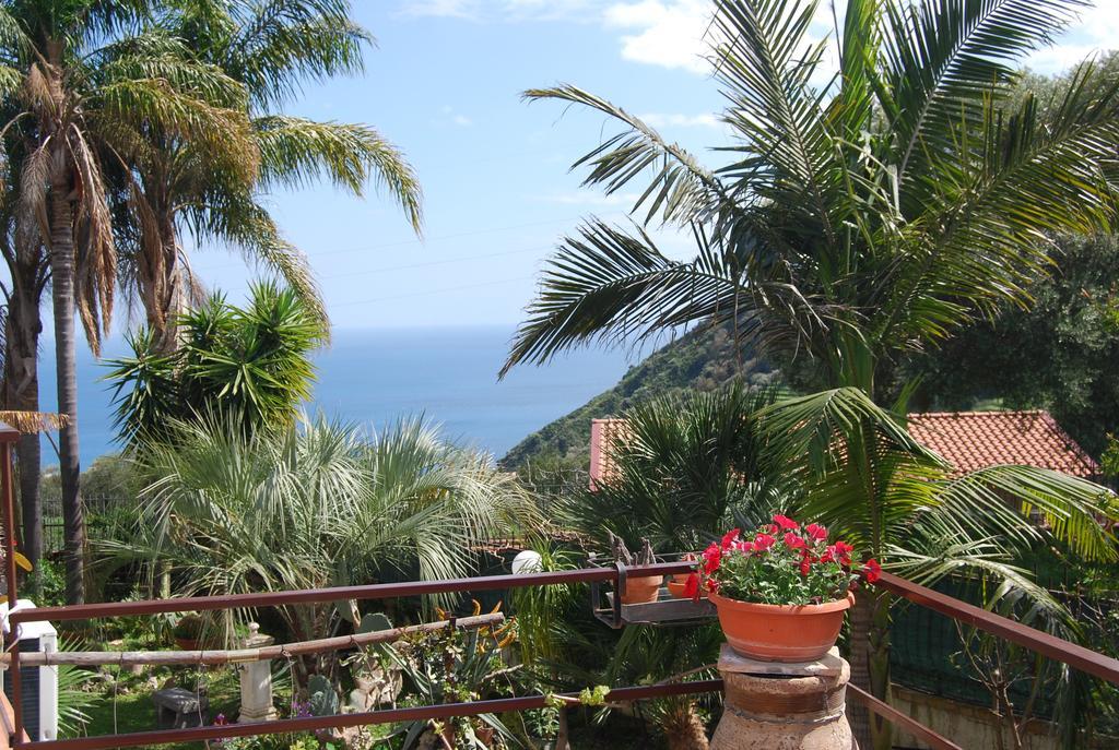 Apartment Holidaysora Taormina - Il Giardino Di Graziella