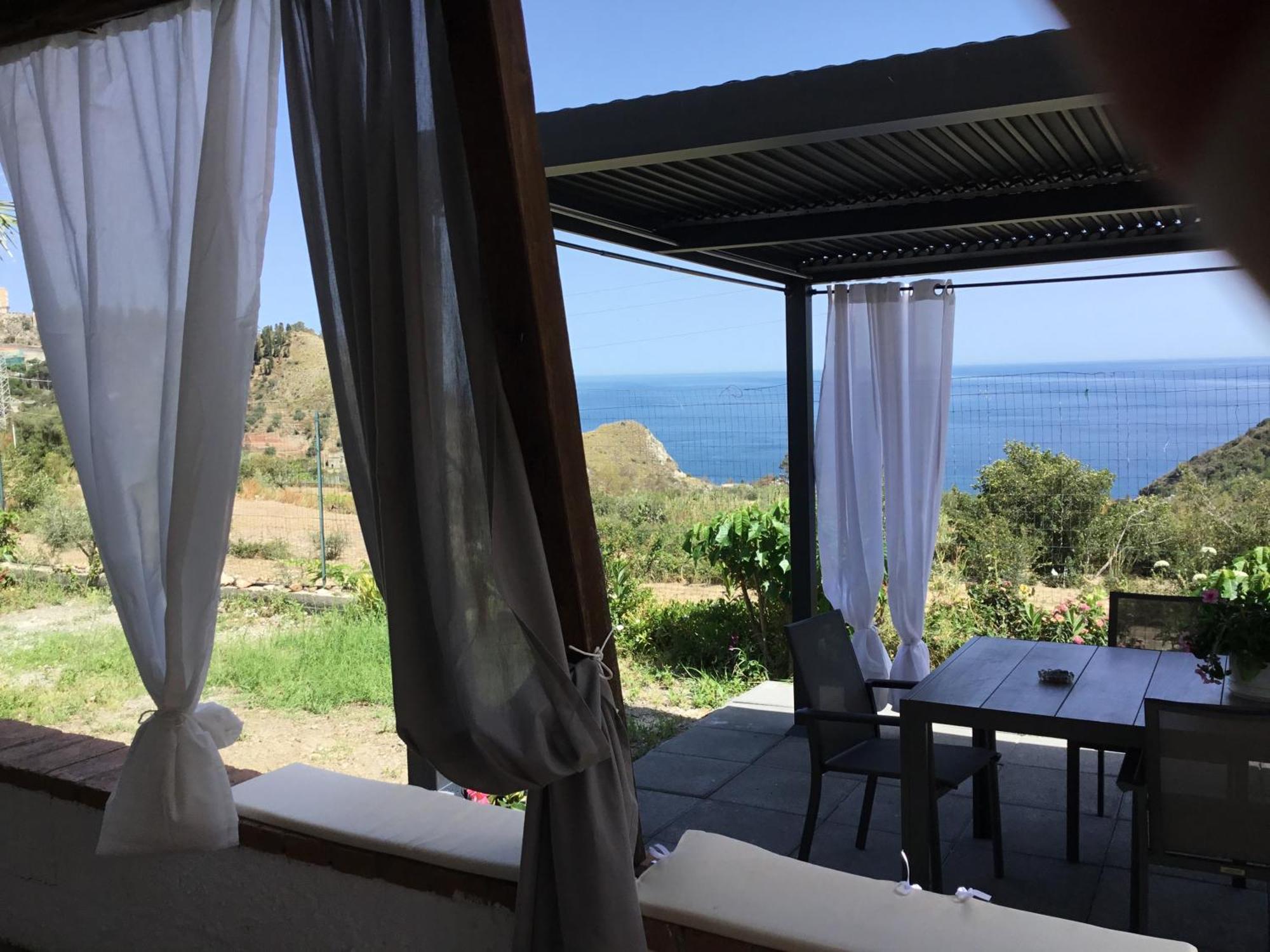 Apartment Holidaysora Taormina - Il Giardino Di Graziella *