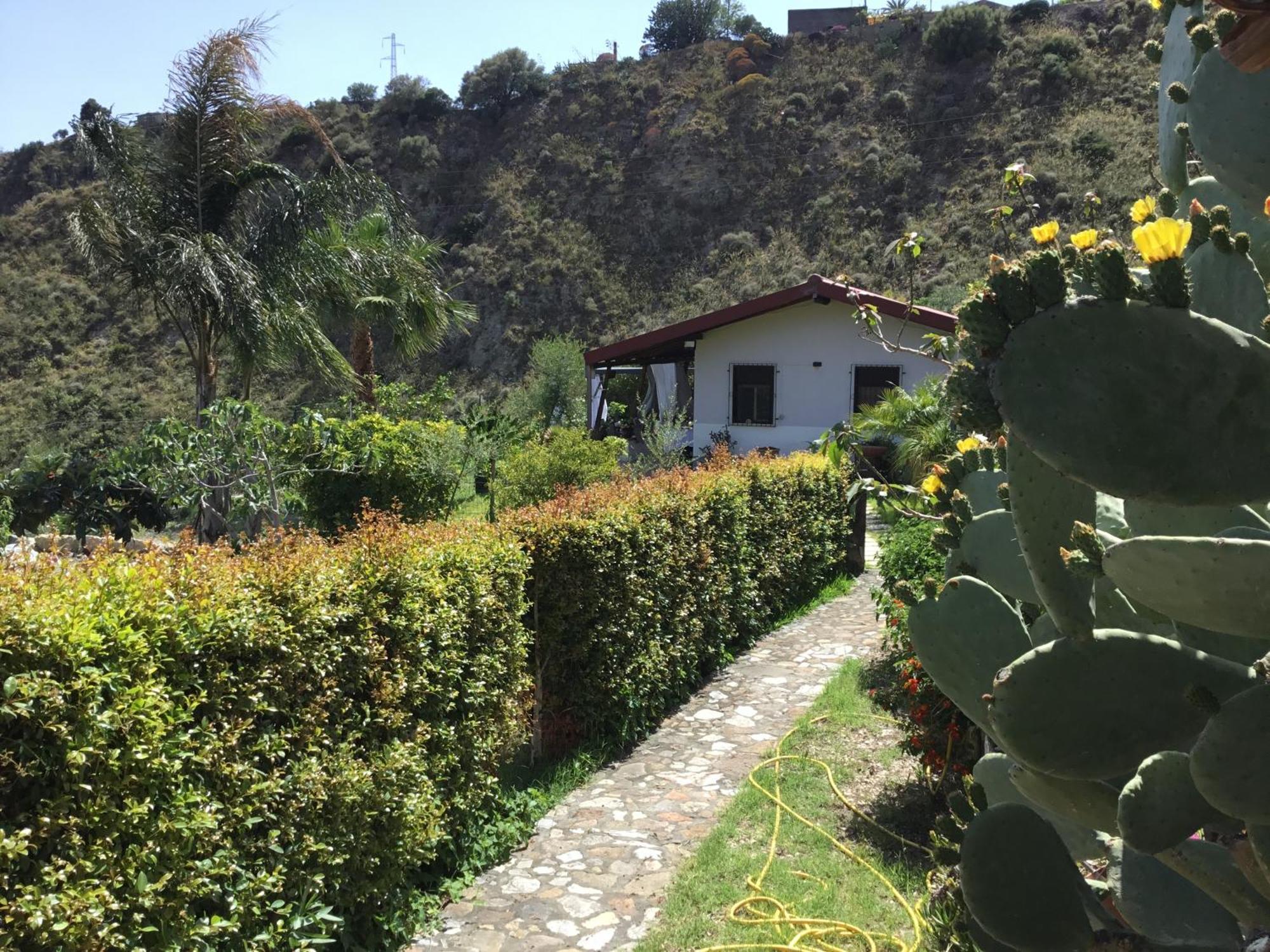 Holidaysora Taormina - Il Giardino Di Graziella Taormina